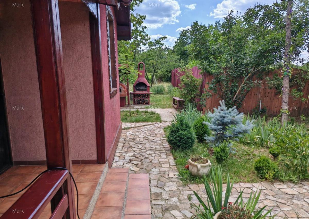 Casa din lemn/Vila la tara/Hotarele Giurgiu/livada/2150mp - 3