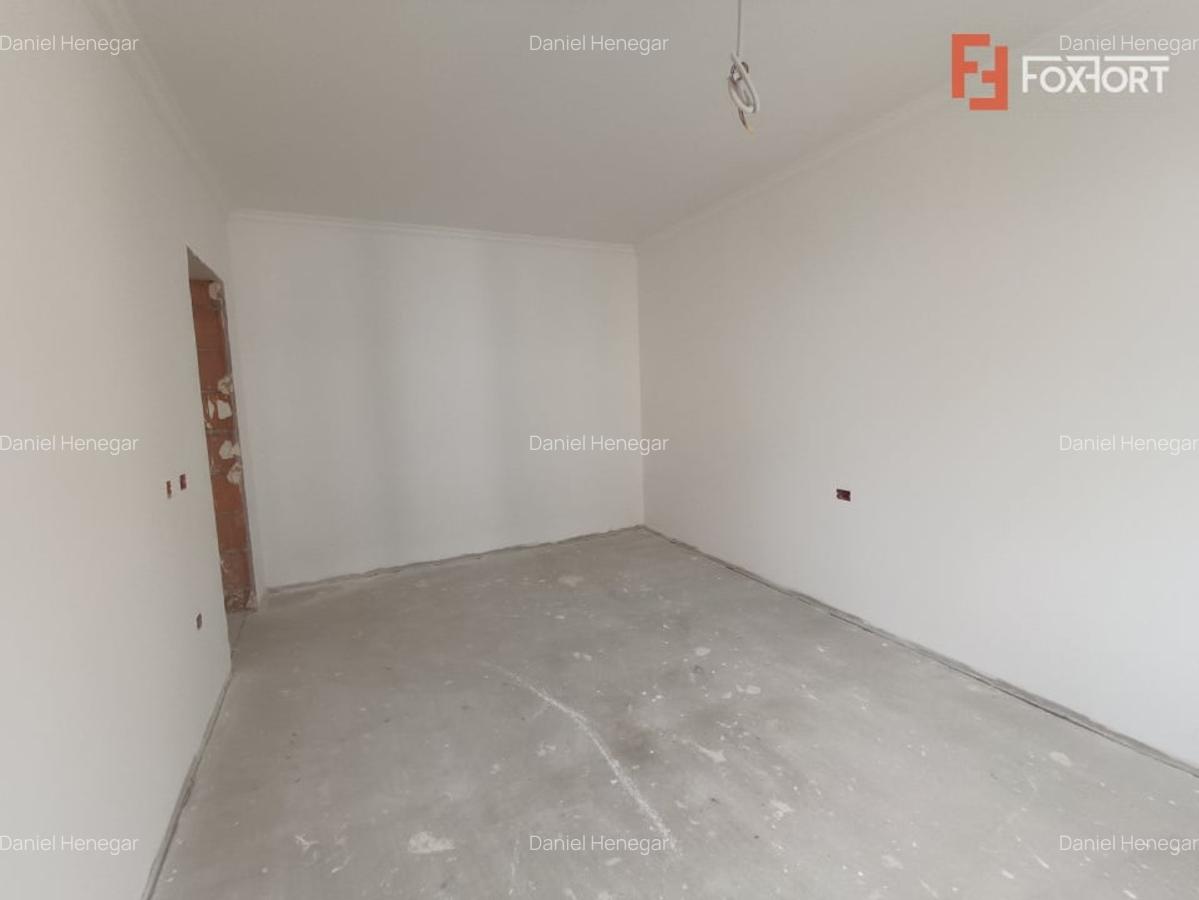 Casa insiruita cu 3 camere si teren de 200 mp, Parter + Etaj, zona Giroc - 4