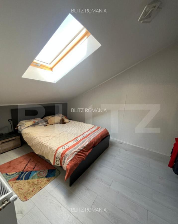 Casa cu curte comuna 2 ap. separate, zona Pia?a Abato - 4 Casa cu curte comuna 2 ap. separate, zona Pia?a Abato - 4