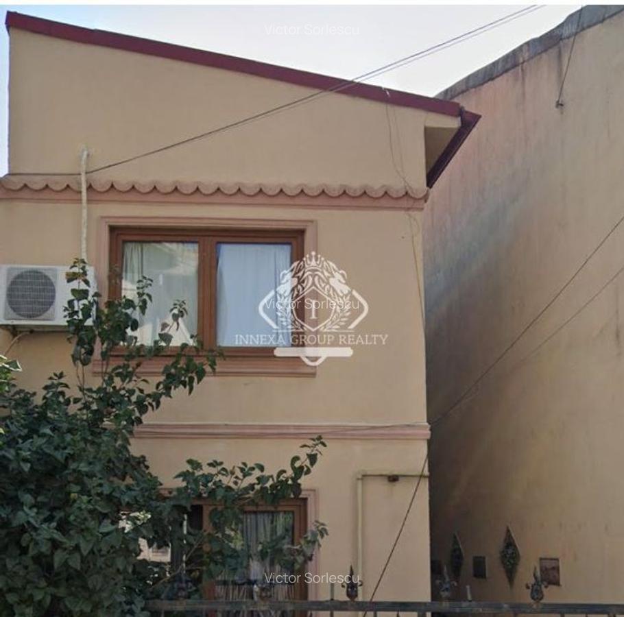 Dacia-Armeneasca I Doua case in aceeasi curte - 2