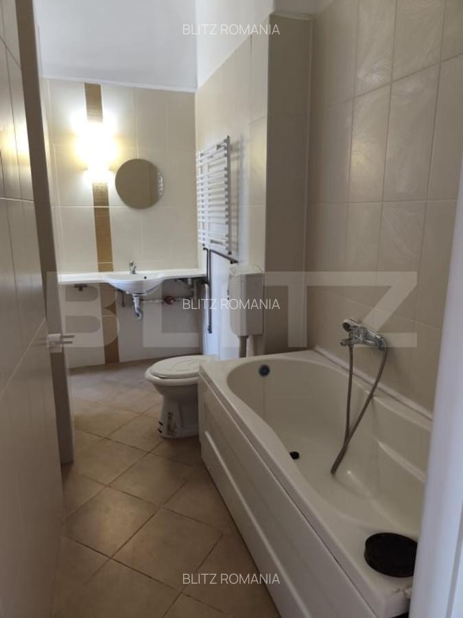 Apartament renovat complet situat in zona ultracentrala in cladire istorica - 17