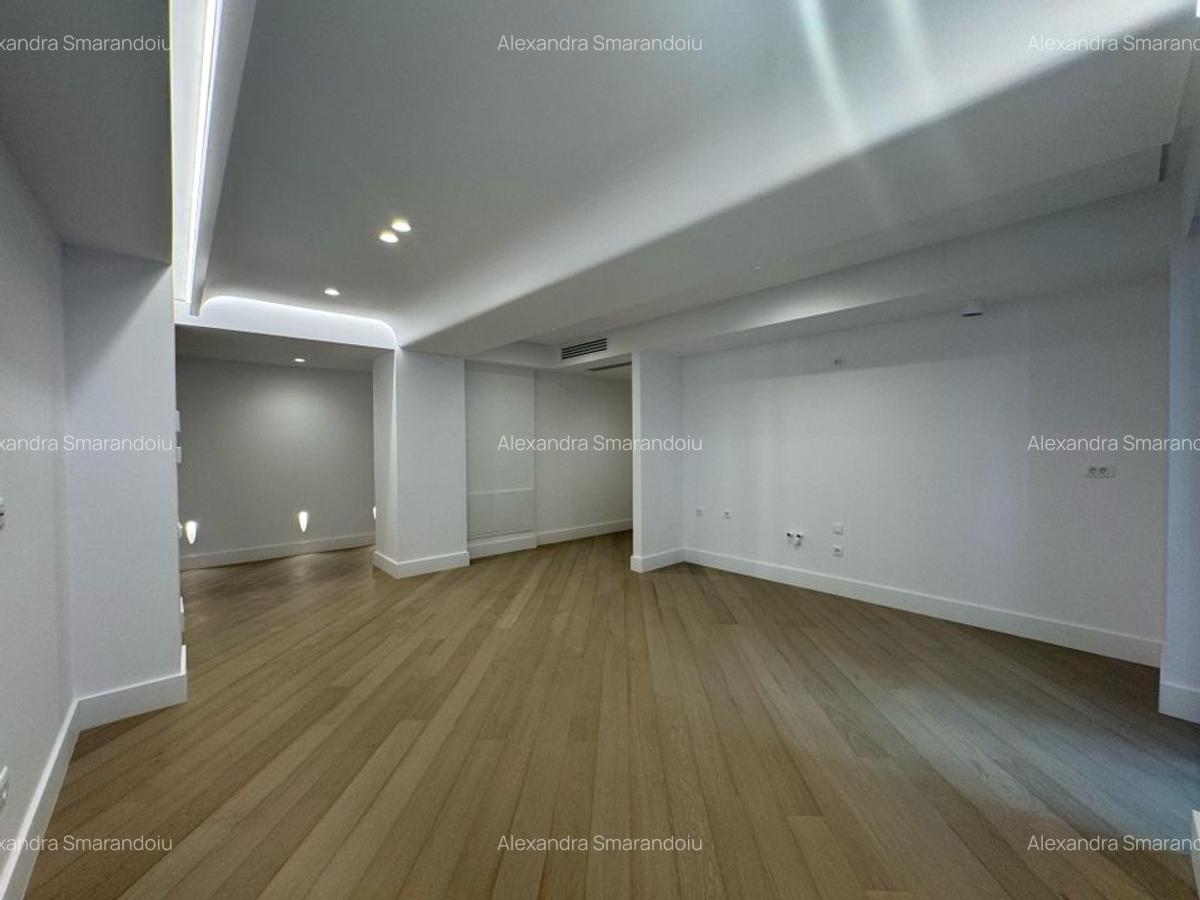 Apartament cu 3 camere semidecomandat în Iancu Nicolae - 2