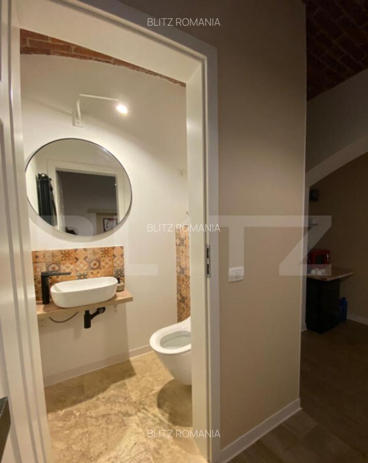 Spatiu de birouri, de inchiriat, 45 mp, zona P-ta Maria - 18