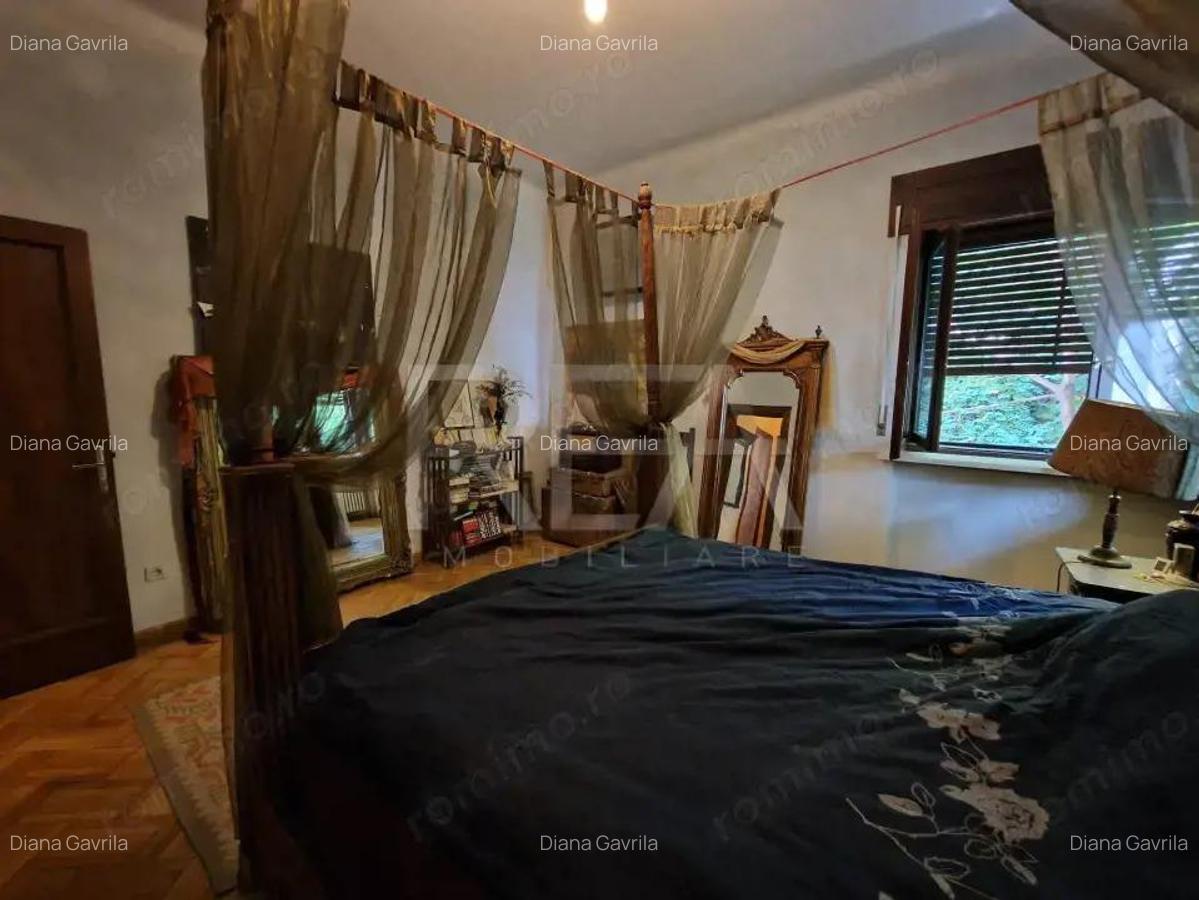 Apartament 190 mp, la parter - Bd Basarabia - 12