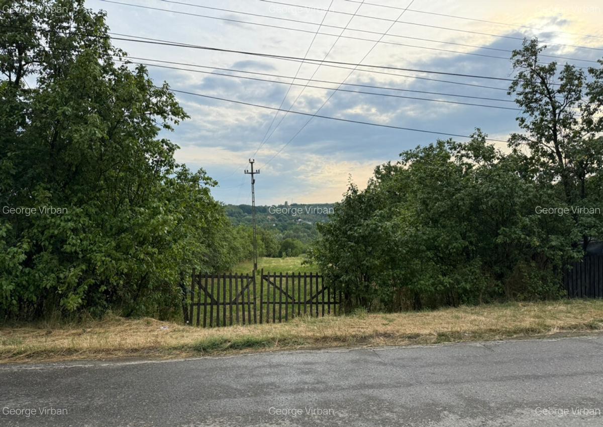 Teren intravilan 3600 m2 Drajna, Prahova - 3