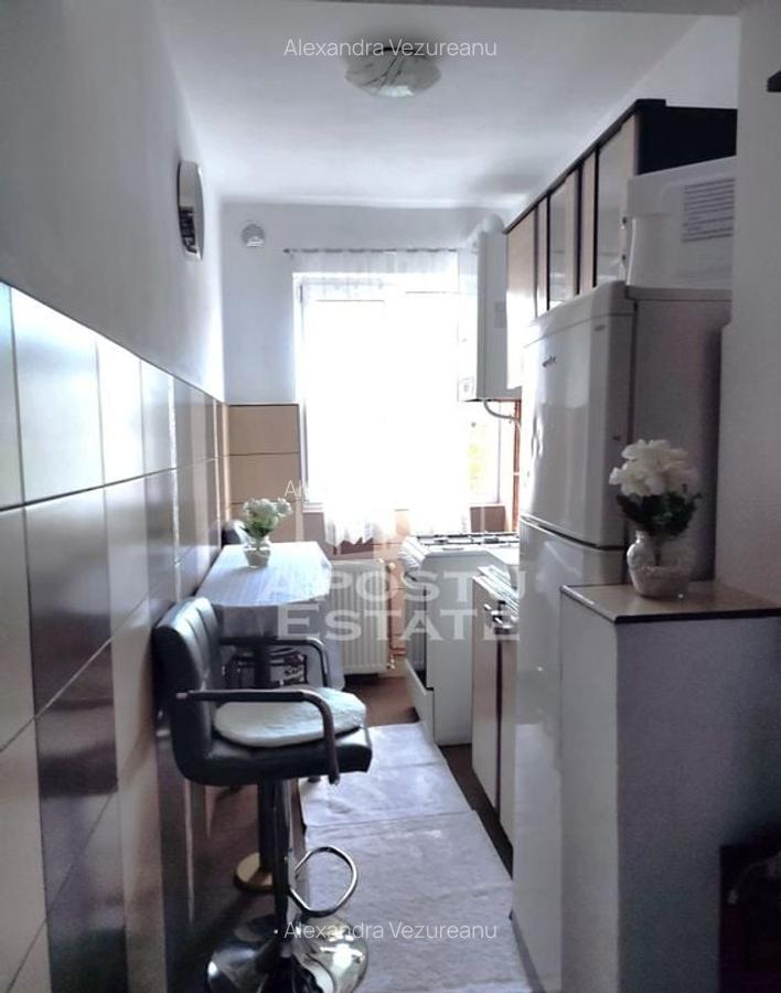 Apartament cu 3 camere semidecomandat, mobilat în Spitalul Județean - 4