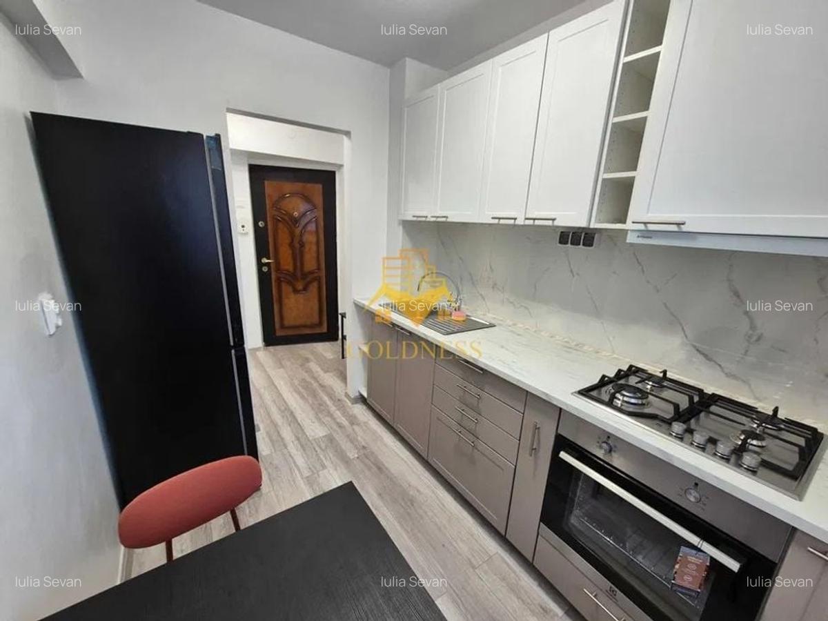 2 camere semidecomandate, Prima Inchiriere, Hotel Royal, Gheorgheni - 6