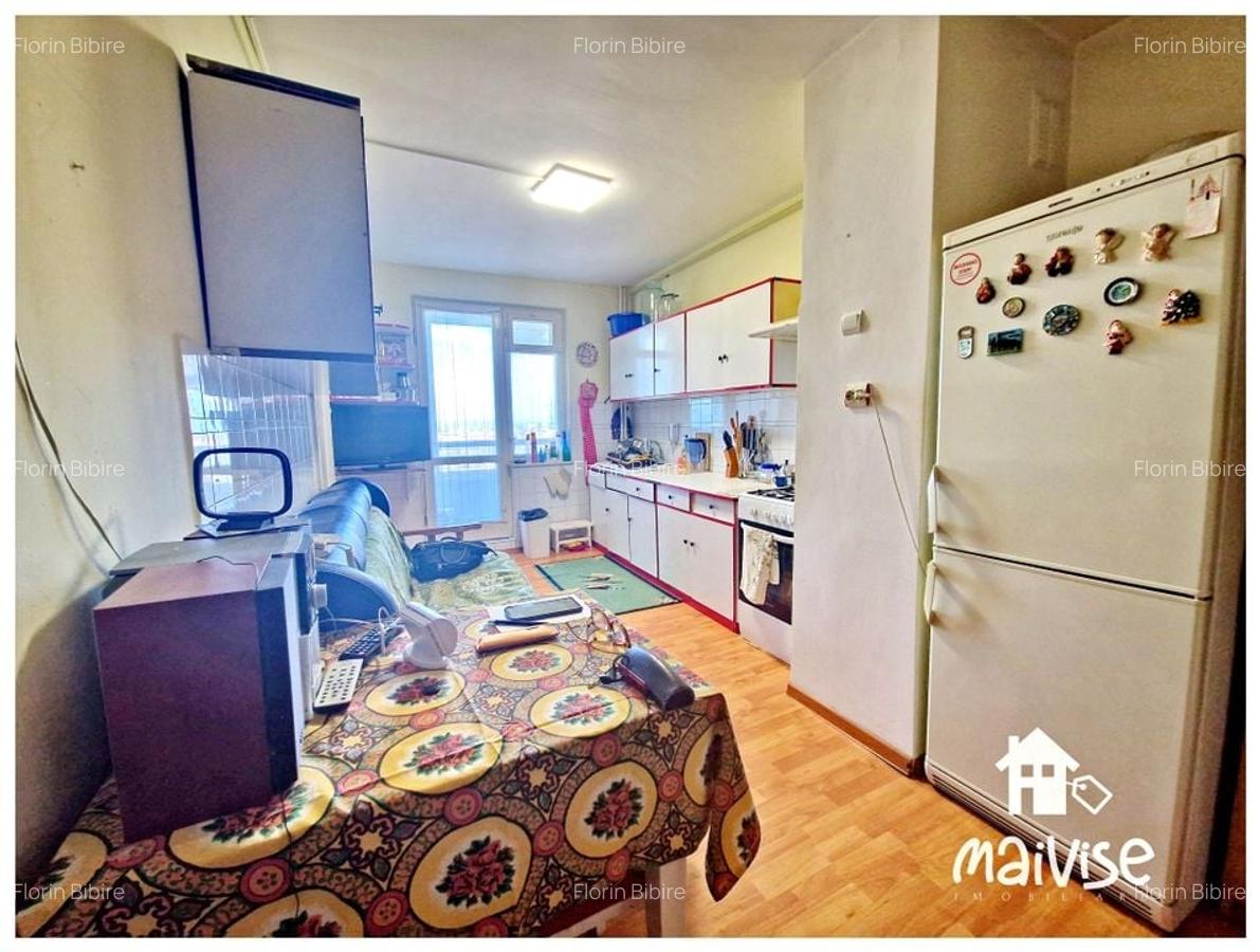 Apartament 3 camere de vanzare, zona Grivitei - 7