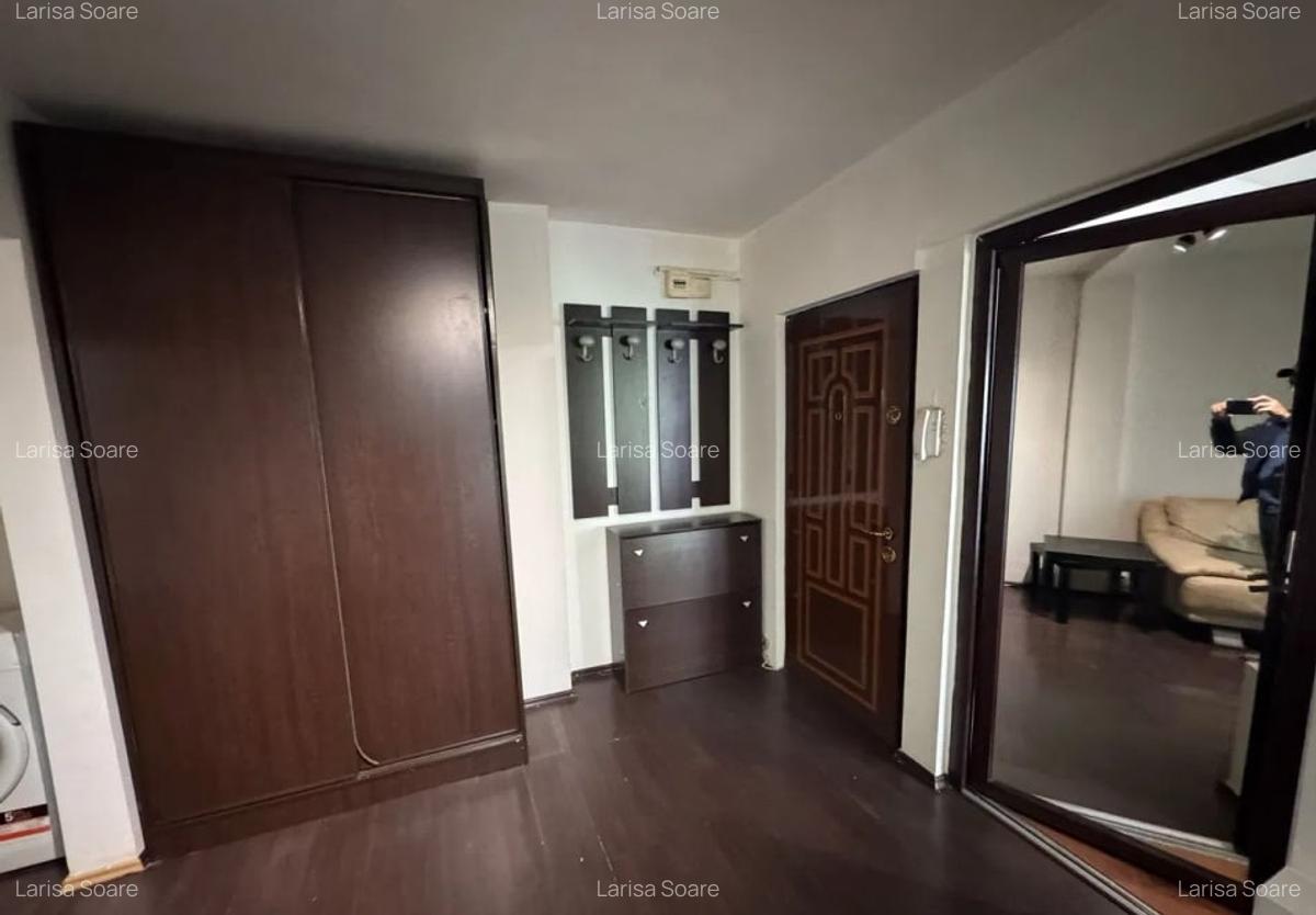 3 camere | decomandat | bloc an 1981 | 600 m Metrou/Piata Crangasi - 1