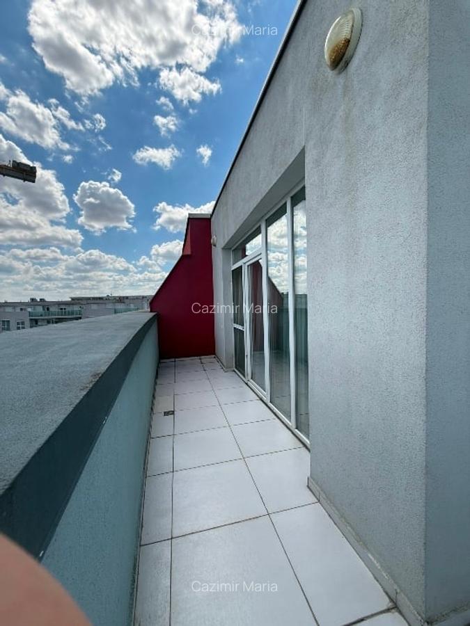 De vânzare apartament penthouse 3 camere , terasă  generoasă  orientare S-E - 4