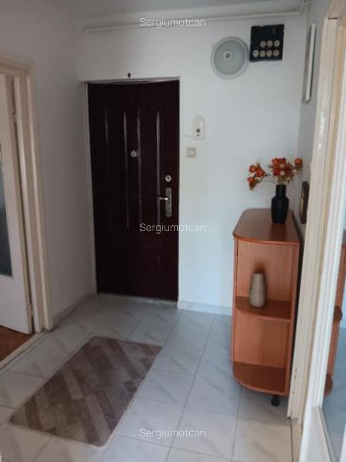 Pacurari Petrom apartament 1 camera decomandat 45 mp cu CT - 8