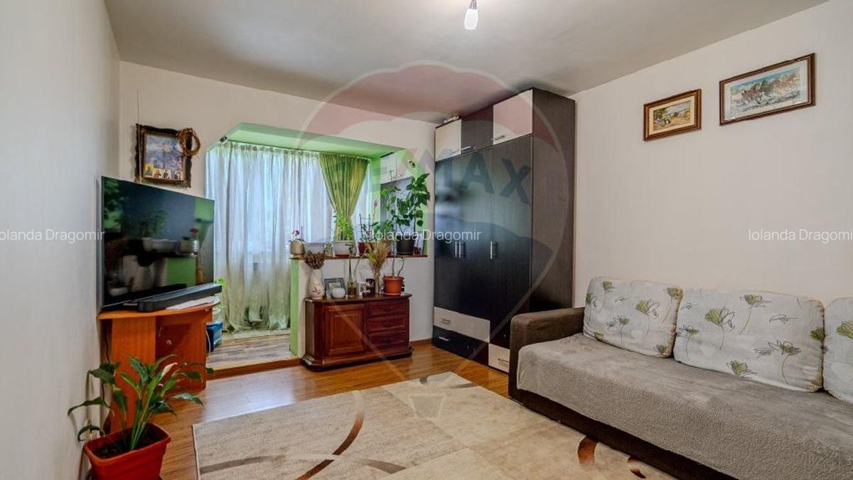 Apartament 2 camere, decomandat, parter + beci + 2 parcari =74,000 - 6