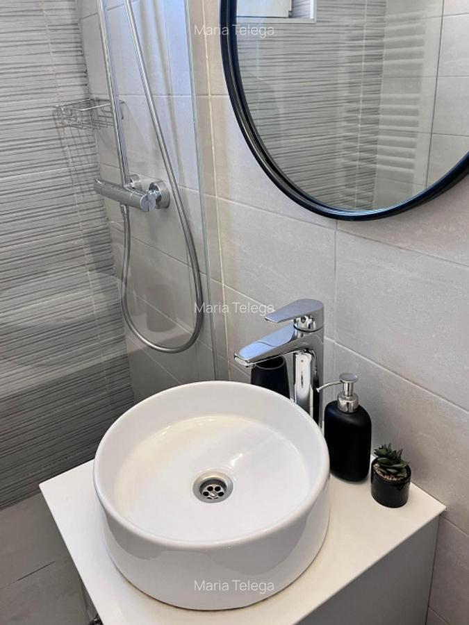 Apartament cu 2 camere semidecomandat în Florilor - 17