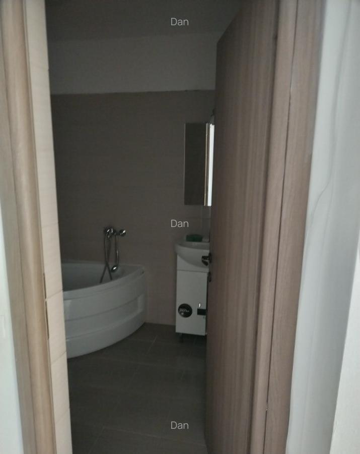 De inchiriat apartament 2 camere Tractorul, str. Nicolae Labis. - 4