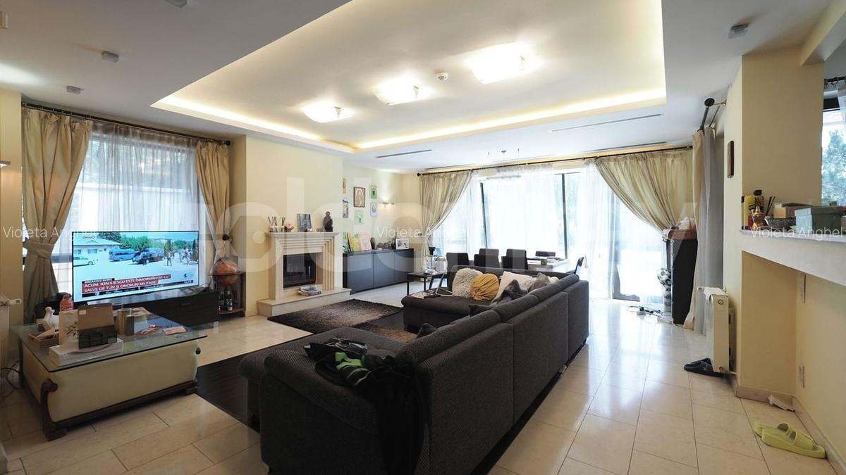 Vila cu 7 camere inconjurata de verdeata | piscina | 1178mp teren - 2