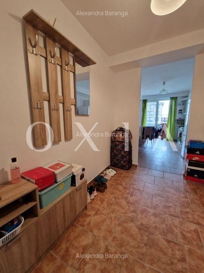 AX140 Giroc-Esso, Etaj Intermediar, Disponibil 1 Ianuarie - 10