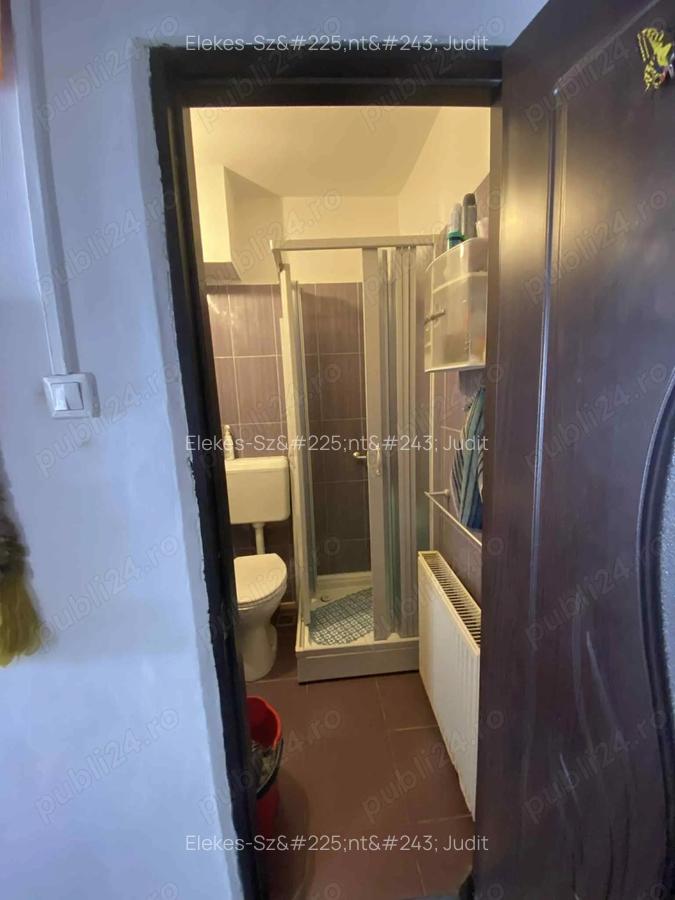 Apartament de vanzare 3camere - 8