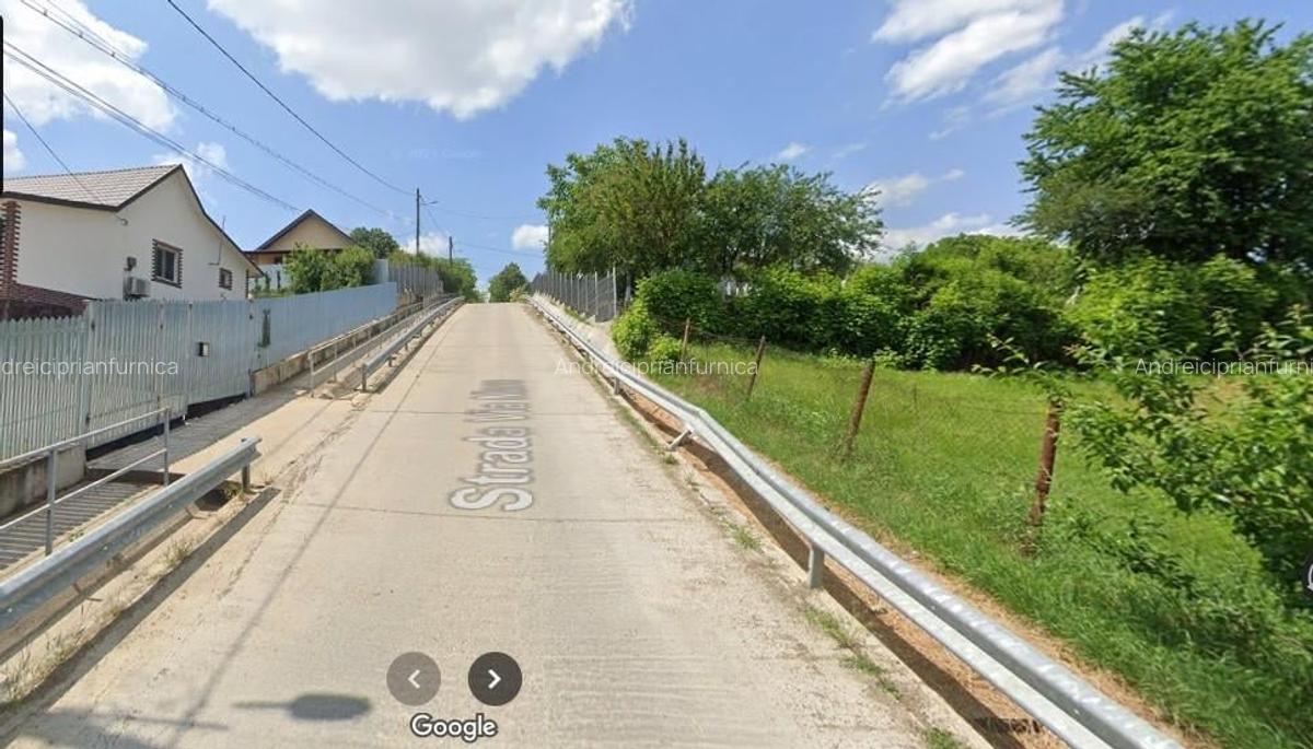 Uricani Miroslava Teren 1100mp cu casa batraneasca si toate utilitatile sau tere - 6