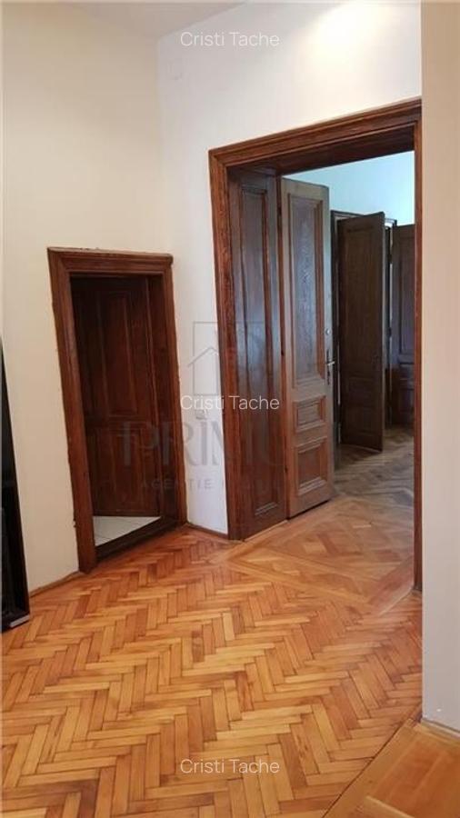 BAILE NEPTUN - ETAJ 1 - RENOVAT - 4 cam - 2 bai - clima - BOXA CF - 4
