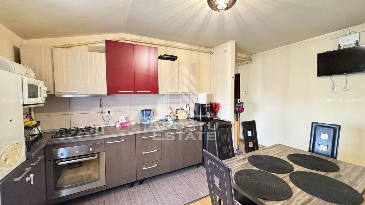 Apartament cu 3 camere in zona Dambovita, centrala termica, decomandat - 3