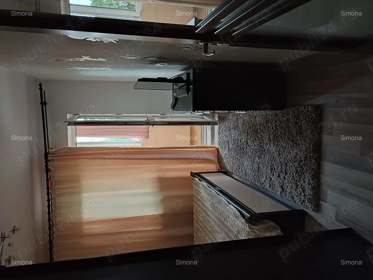 Inchiriez apartament decomandat, doua camere,Calea Bucure?ti, Craiova - 5