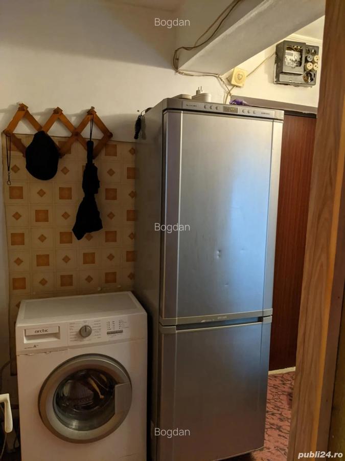 Camera de inchiriat in apartament 2 cam. - 4