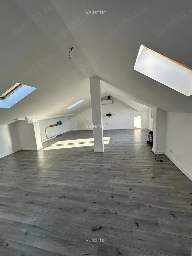 Casa tip triplex P+E+M, casa 1 din 3 (cu iesire la strada) - proprietar - 8