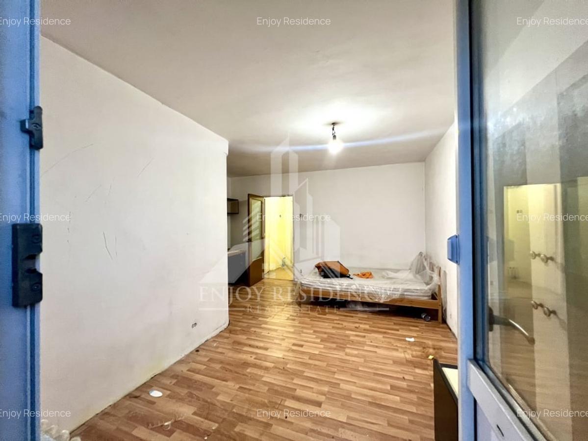 OCAZIE! Garsoniera decomandata | SUPER POZITIE | METROU GORJULUI 5 MINUTE - 10