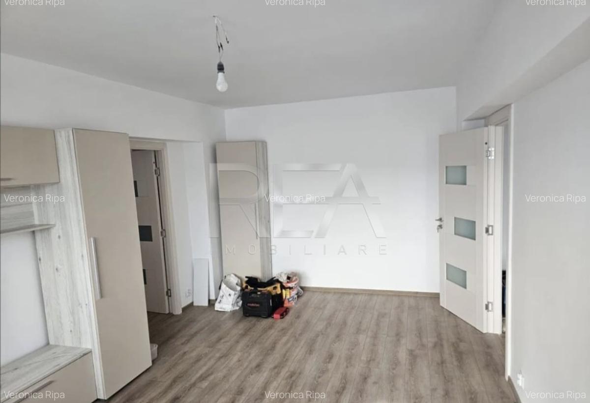 3 camere 8/10, bloc 1980, 75mp -Drumul Taberei - 1