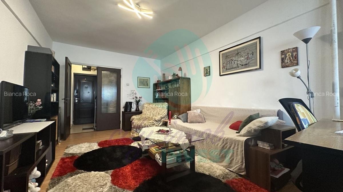 Apartament cu 3 camere decomandat în Pantelimon - 14