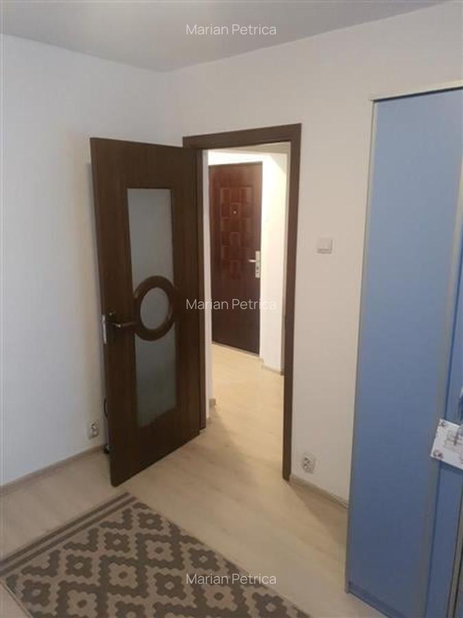 Garsonieră decomandată în Tei - 4