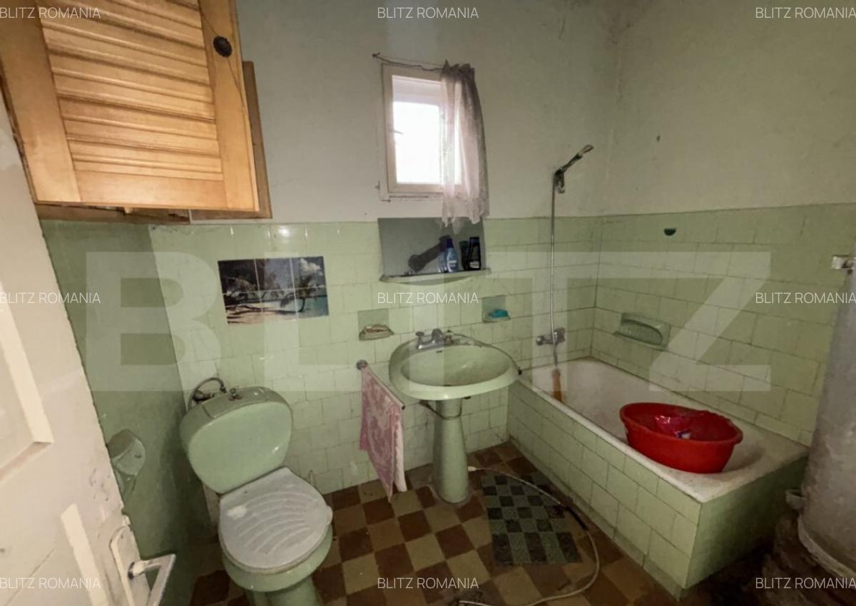 Casa de vanzare 3 camere - 6