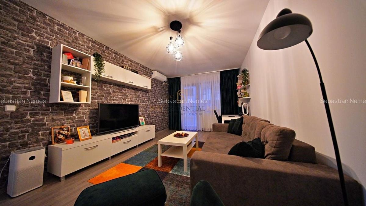 Apartament cu 2 camere, decomandat, 3/5, zona Metalurgiei, Comision 0% - 1