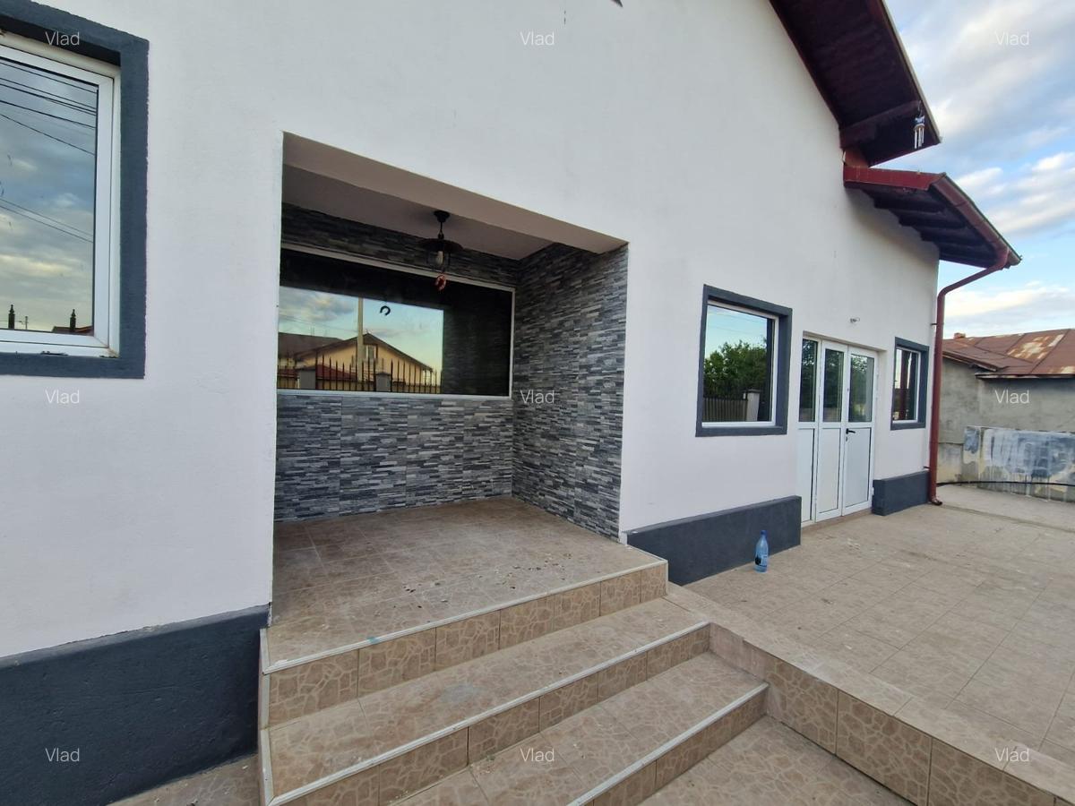 Casă unică de vânzare în Gorgota, teren 1.597 mp, piscină, garaj, bucătărie open - 1 Casă unică de vânzare în Gorgota, teren 1.597 mp, piscină, garaj, bucătărie open - 1