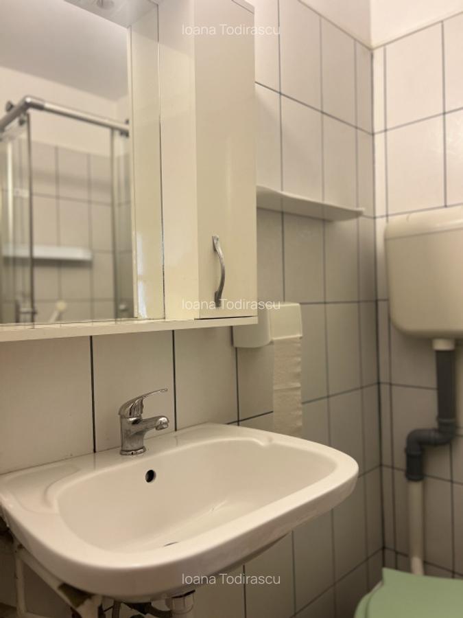 Apartament unic 6 camere | 2 apartamente de 3 camere conectate| 1 Decembrie 1918 - 25