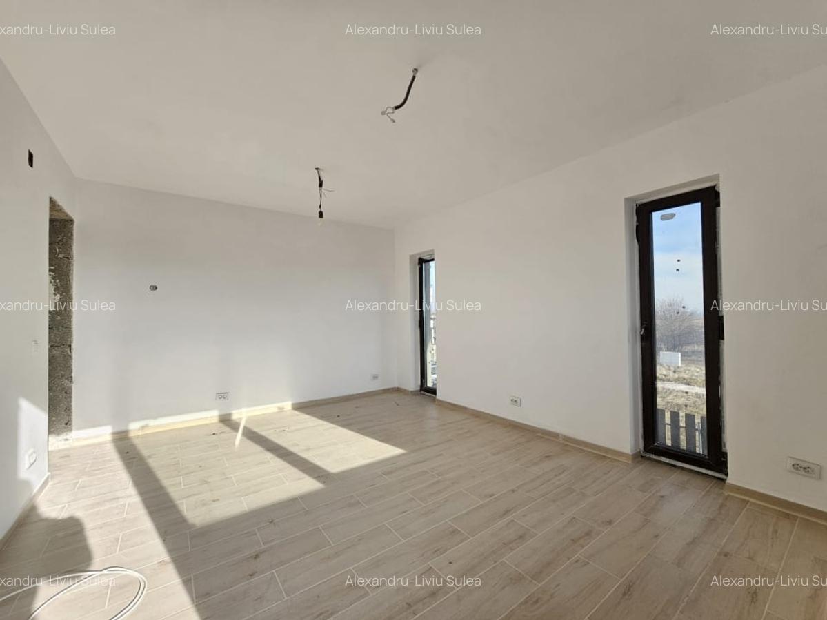 Casa individuala cu patru camere, teren 600mp, Sanpetru - 10