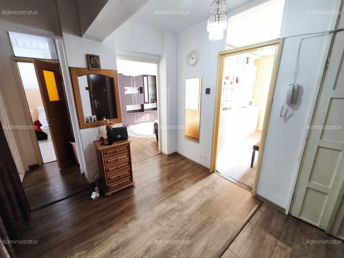 ROANDY-Apartamnet 3 camere bine compartimentat-Mihai Bravu - 6