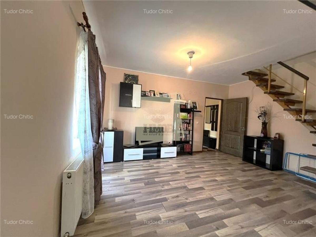 Apartament cu 3 dormitoare 89 mp utili intabulati si balcon in Vasile Aaron - 4 Apartament cu 3 dormitoare 89 mp utili intabulati si balcon in Vasile Aaron - 4