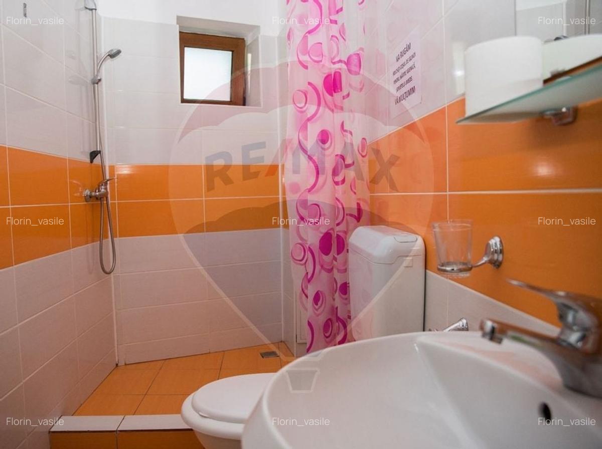 Hotel / Pensiune 3 stele cu 18 camere de vanzare -Busteni - 8