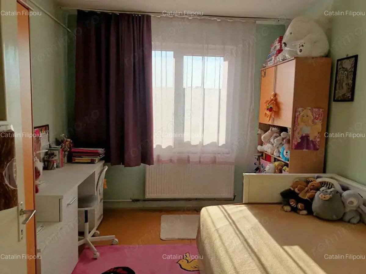 Apartament 3 camere, etajul 4/4, zona Eremia Grigorescu, Vest - 4