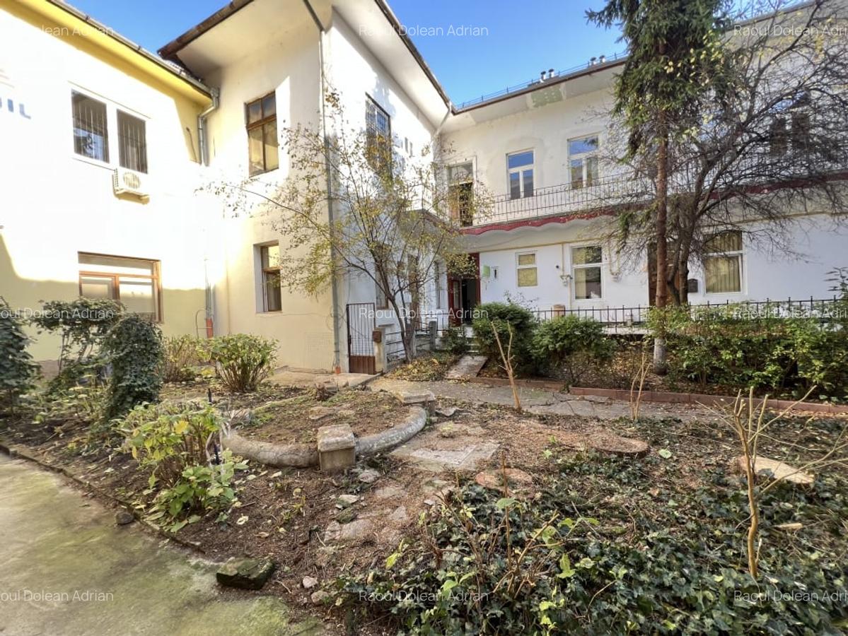 2 camere, Finisat, Curte str.Iuliu Maniu, Centru - 15