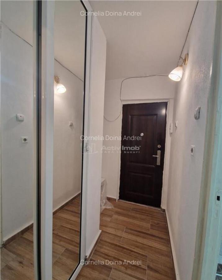 Garsoniera , renovata, etaj 3 - Brazda - Casa de Sanatate - 3