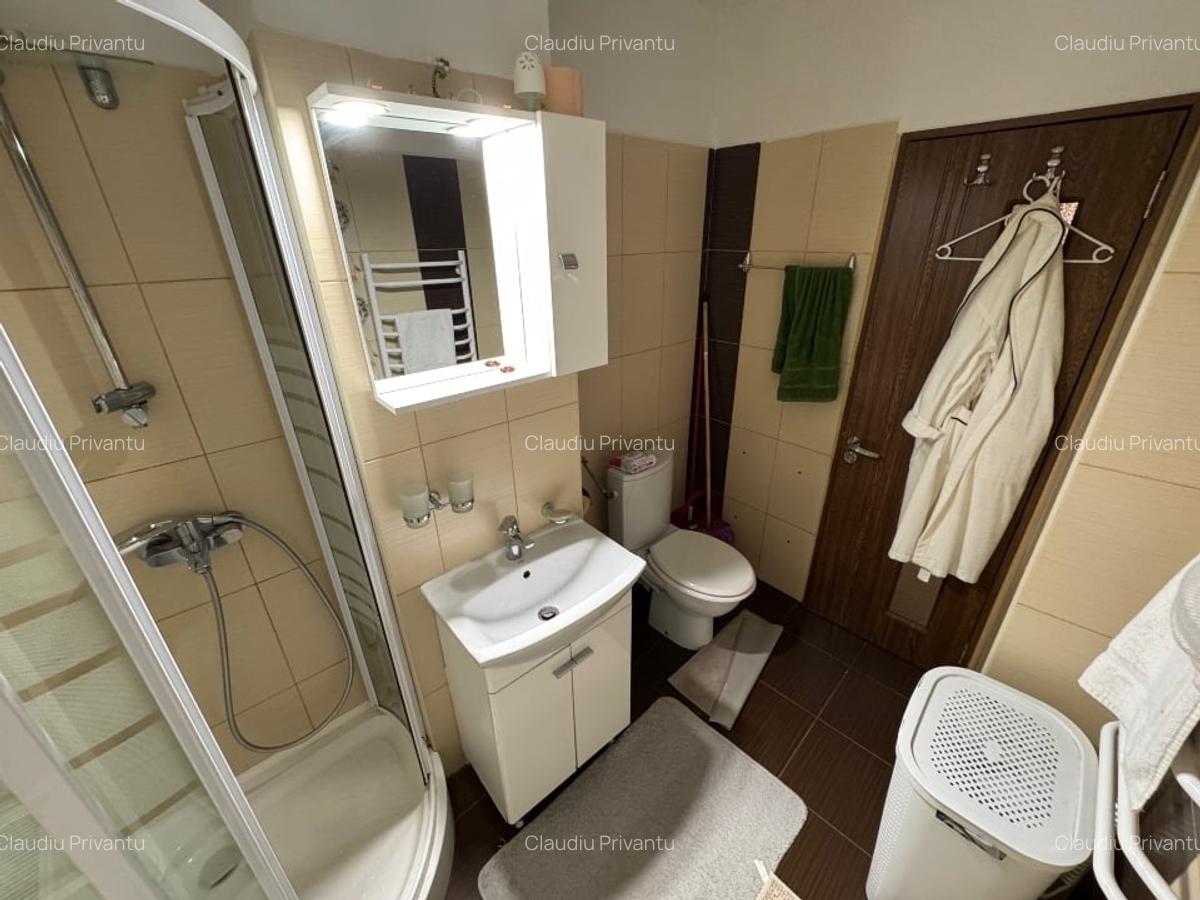 Apartament cu 2 camere, decomandat - zona Lipovei - 12 Apartament cu 2 camere, decomandat - zona Lipovei - 12