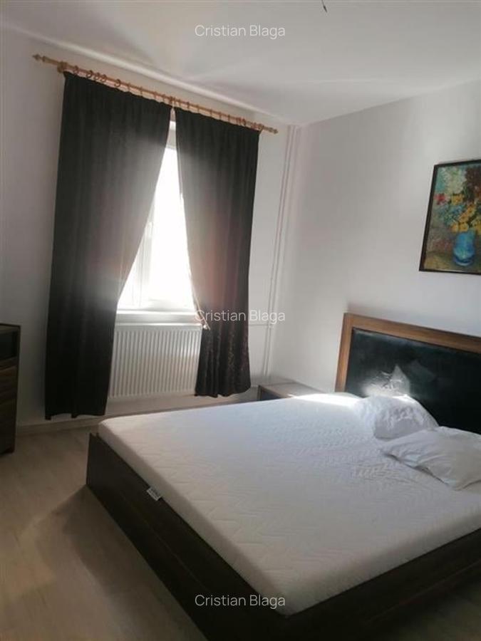Apartament cu 3 camere decomandat în Rogerius - 7