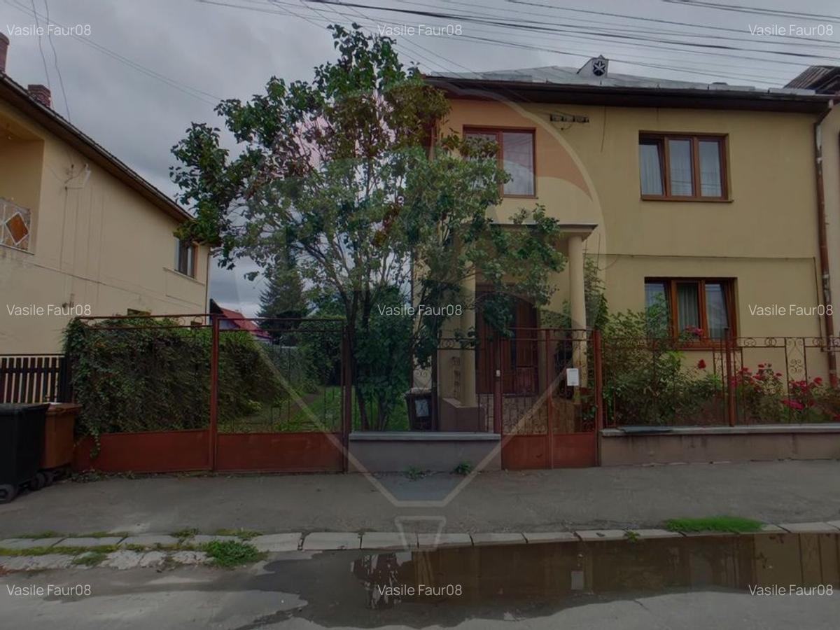 Casa cu 4 camere, Str. Bradului/ Sighetu Marmatiei - 1 Casa cu 4 camere, Str. Bradului/ Sighetu Marmatiei - 1
