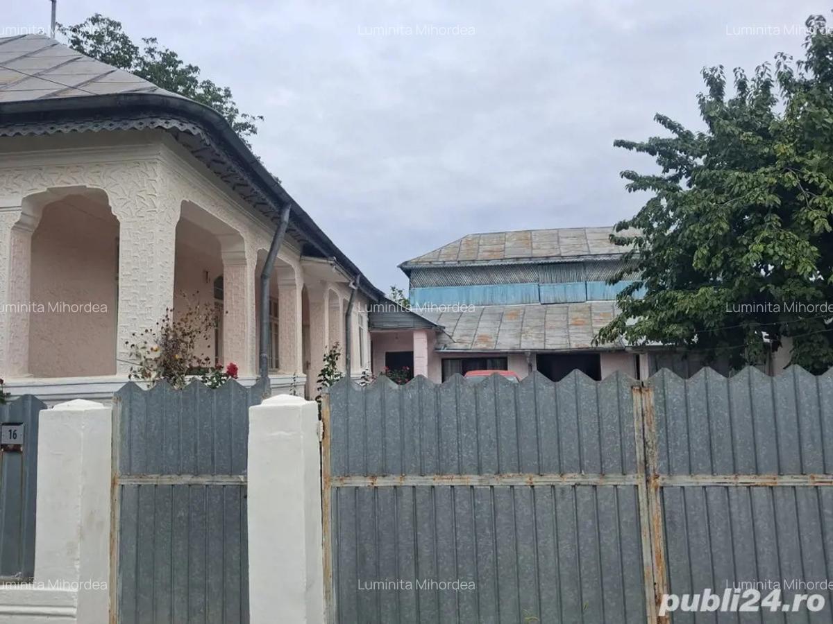 Vand casa la tara 19000 euro - 1