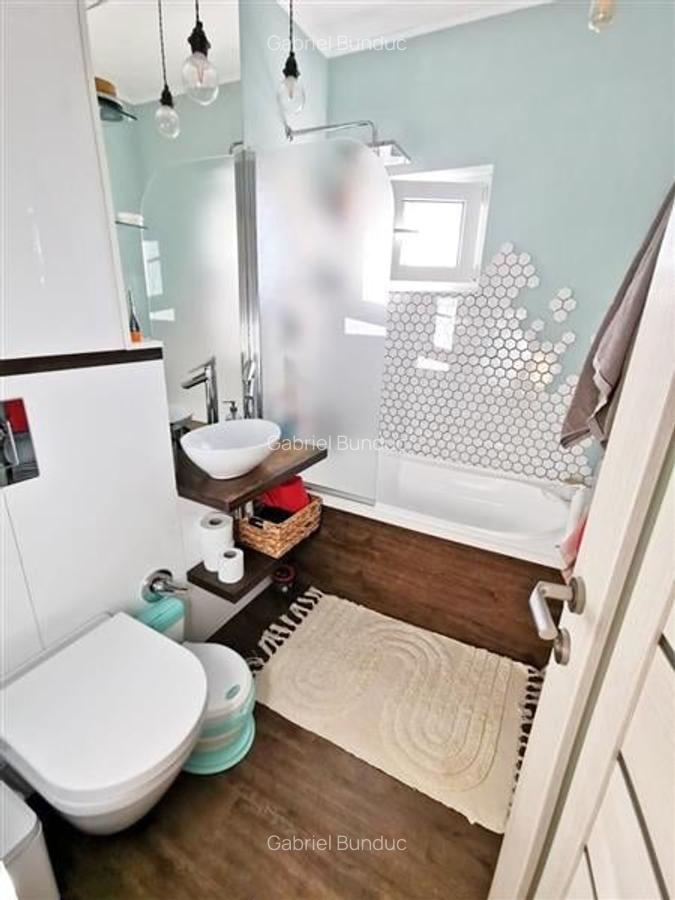 Apartament cu 2 camere decomandat în Vlahuță - 2
