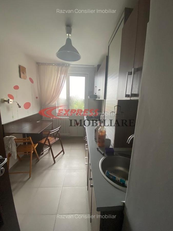 Titan, 1 Decembrie 1918, Jean Steriadi, Scoala 82 - 4