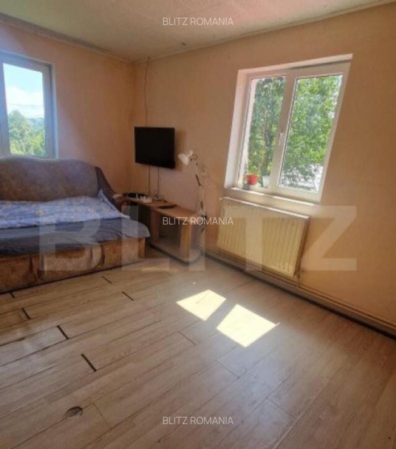 Casa PREDELUT , 4 camere - 6