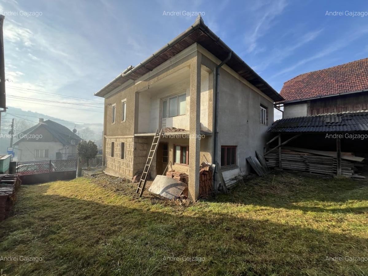 Teren cu casa renovabila in Suceag - 9